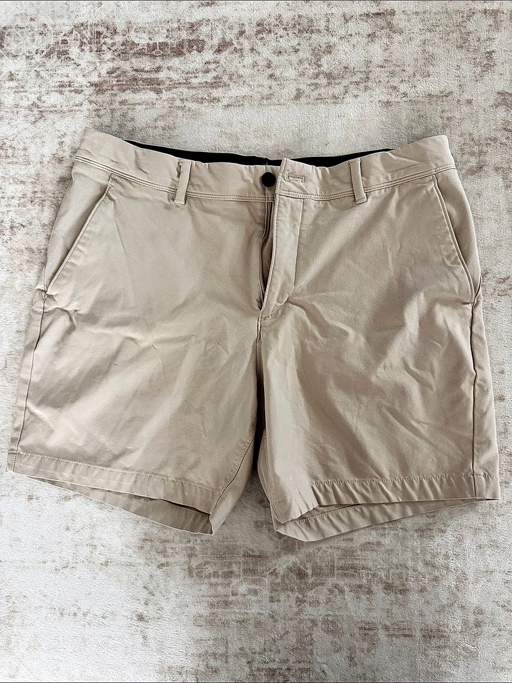 VRST Men's Flat Front Shorts in Beige Size 36 Like New